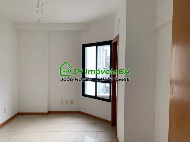 Apartamento para Venda em Salvador - 3